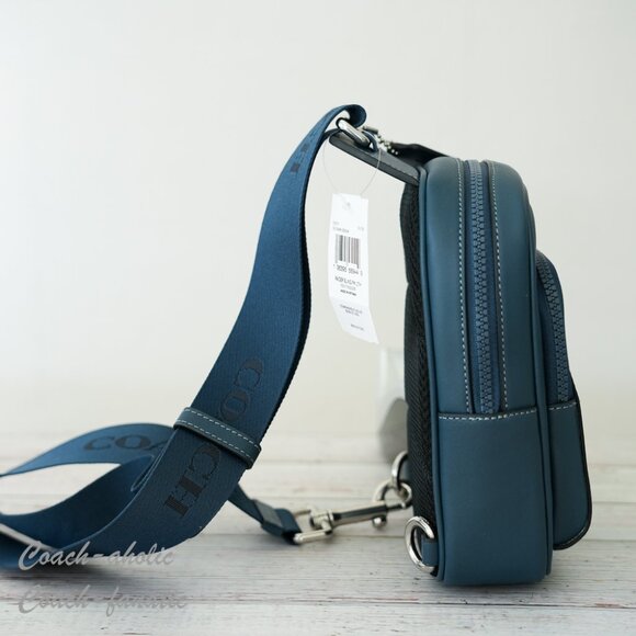 NWT Coach CX071 Leather Racer Sling Pack in Dark Denim - Picture 7 of 8